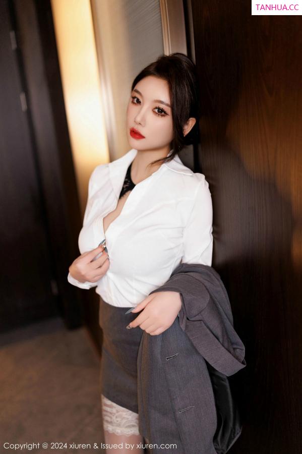杨晨晨 sugar小甜心CC [XiuRen]高清写真图 2024.12.20 No.9634 杨晨晨Yome 黑丝美臀第18张图片